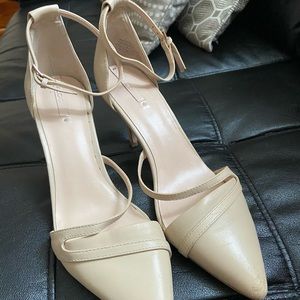 Aldo high heel shoes with strap